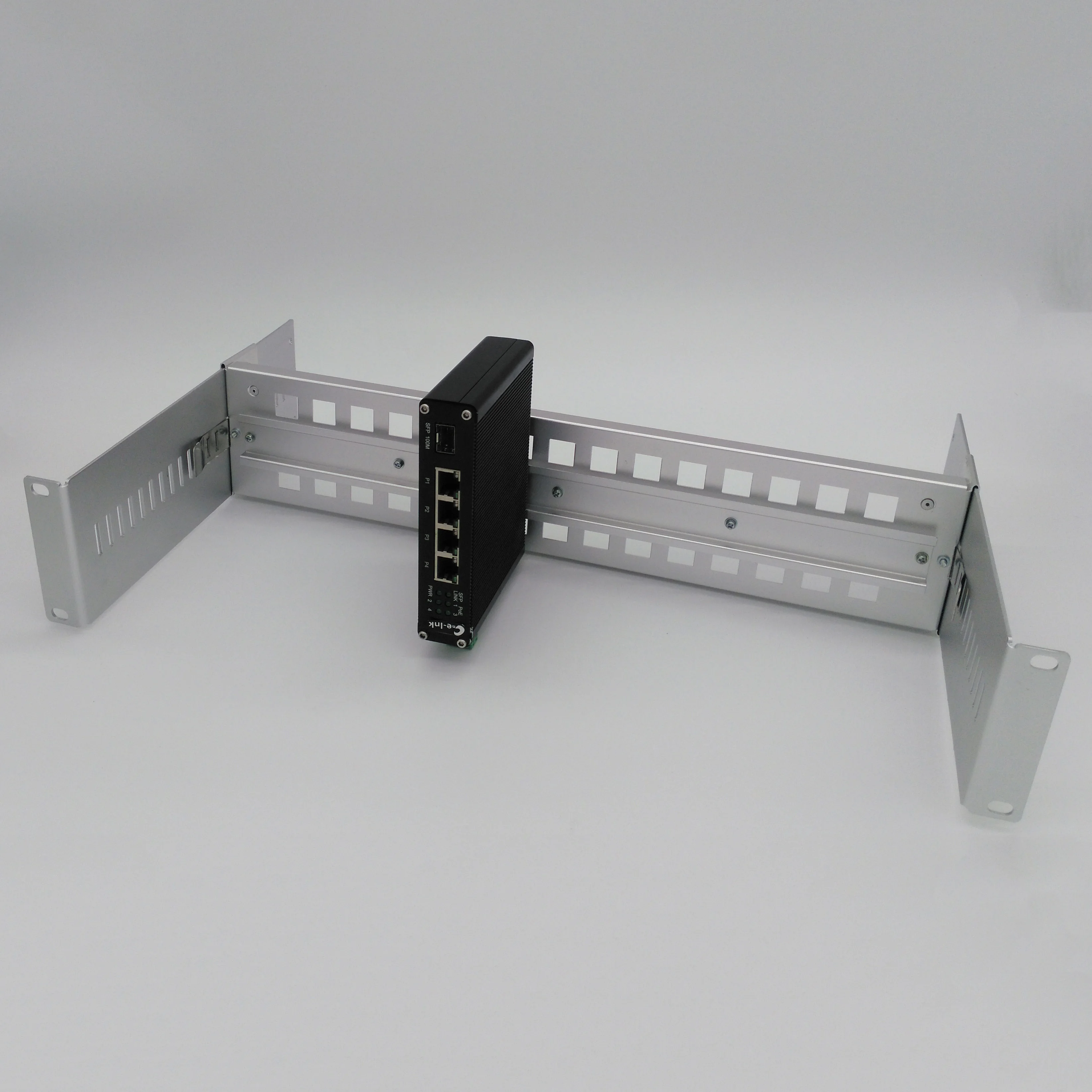 Server Rack Shelf 19inch Rackmount Din Rail Kit High Strength Aluminum Alloy Adjustable Rack Mount Din Rail Shelf