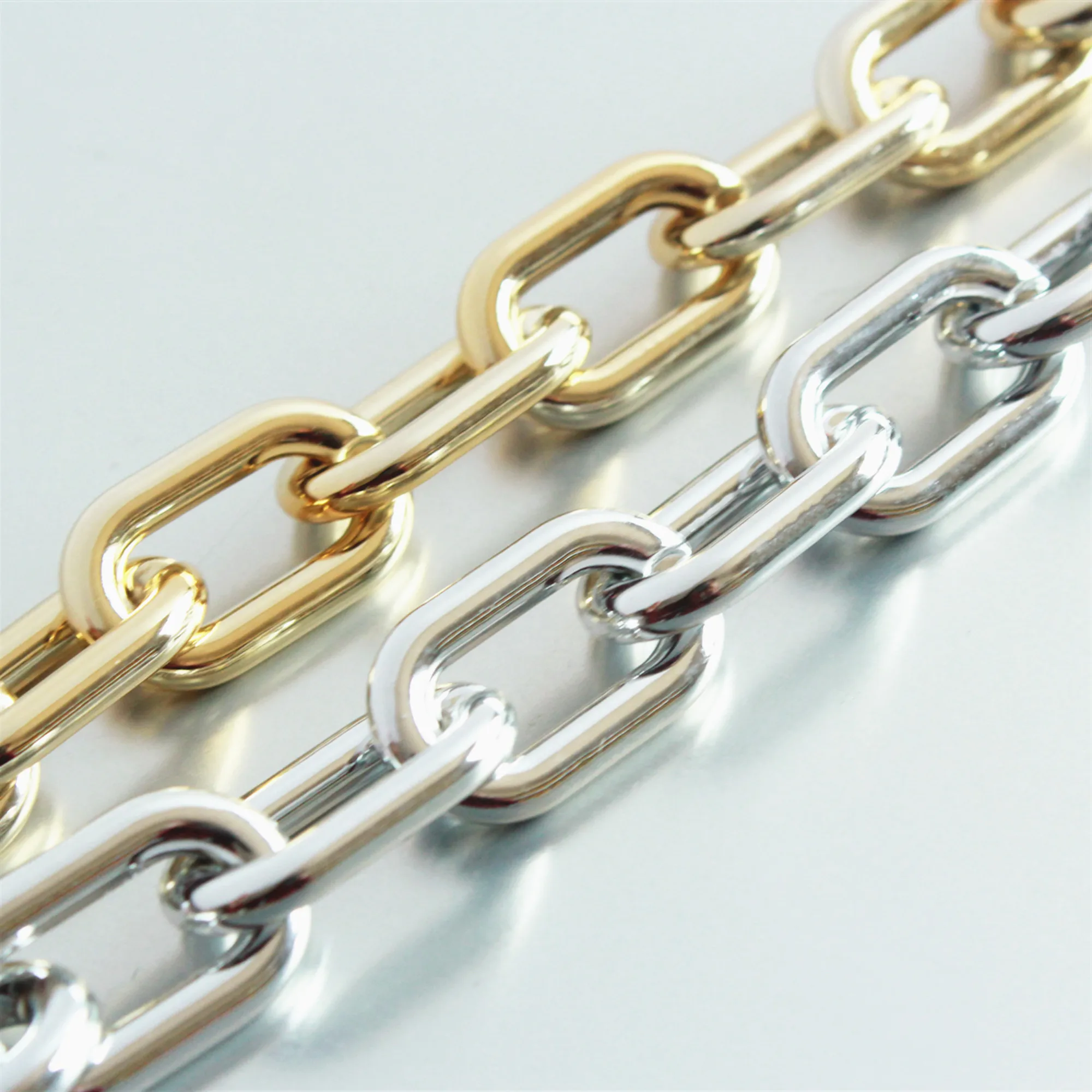 Plastic Chain Links For Jewelry Making 400pcs Pastel Acrylic Link Rings  15.5x11mm Glow In The Dark Open Oval Chain Link Random Color Changing  Connector Link Craft DIY Purse Chain Jewelry... Plastic Chain