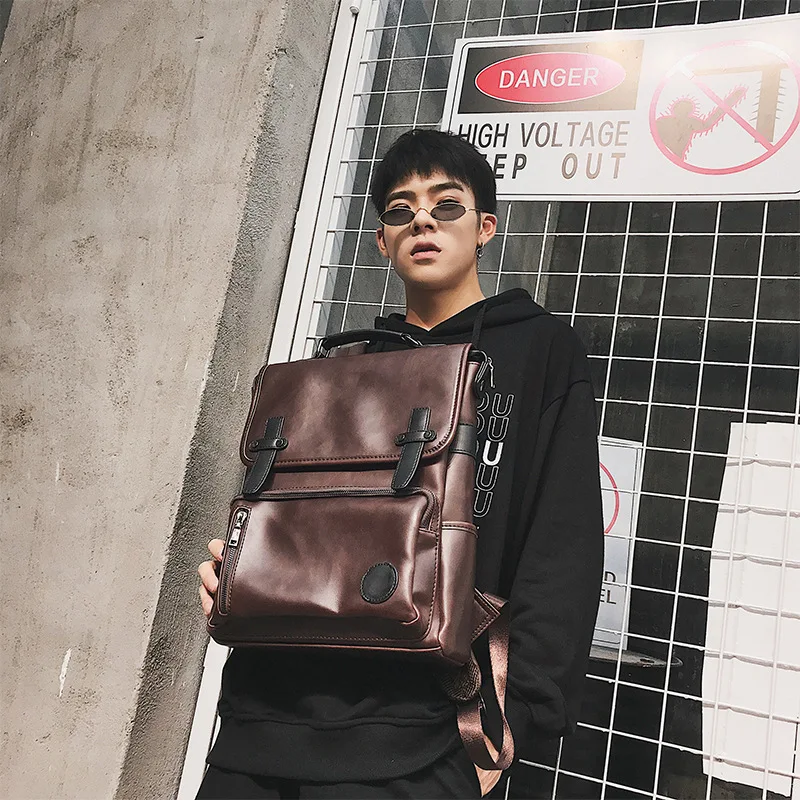 

Retro Crazy Horse PU Pi Yinglun Fashion Backpack Personality Design Youth Student Bag