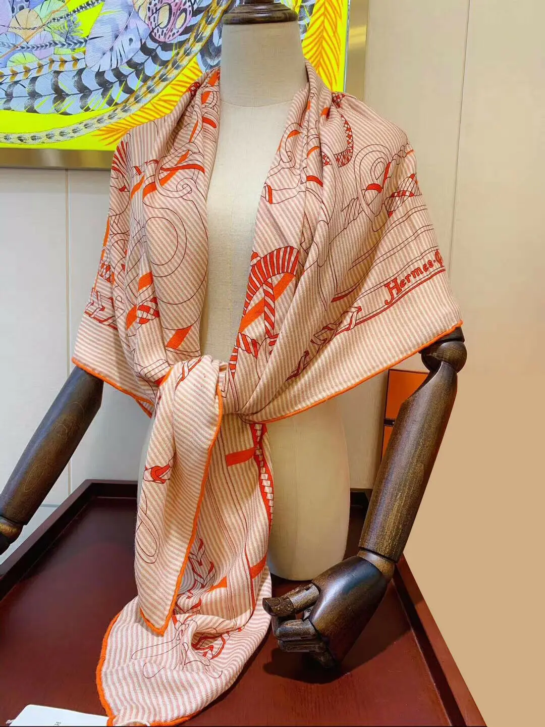 

Luxury Scarves 70% Cashmere 30% Silk Thin Scarf Fashion Harness Print Shawl Large Blanket Bandana 135*135cm
