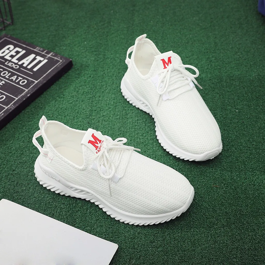 Женские кроссовки легкие удобные дышащие на шнуровке однотонные спортивные с