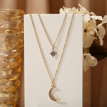 

New Style Moon Inlaid Man-made Diamond Pendant Necklace Creative