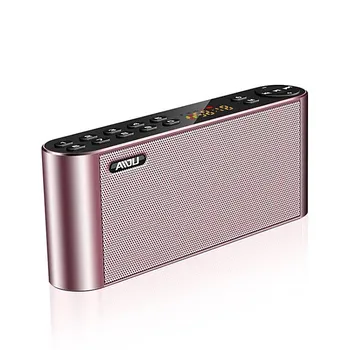

2020 hot selling Q8 wireless mobile phone mini subwoofer plug in U disk audio outdoor car portable subwoofer