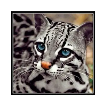 

Snow Leopard 5D Round Shaped Diamond Painting Rhinestone Crystal Kit