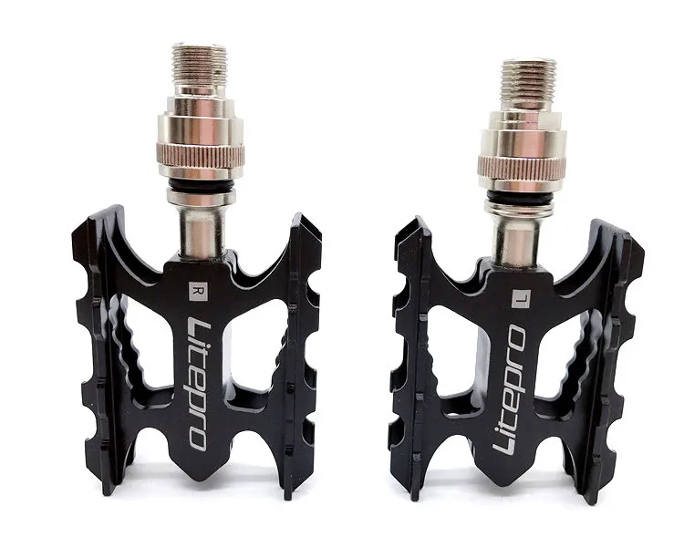 16594674153_1794376713