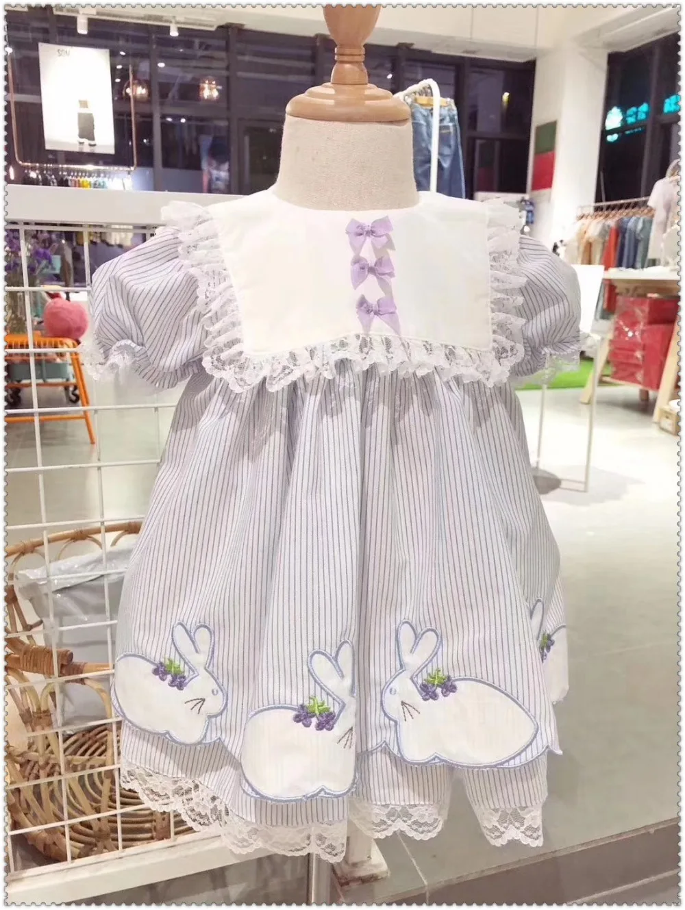 

SALE 0-7Y BaBy Girl Rabbit Embroidery Vintage Spanish Pompom Gown Dress Lace Lolita Dress Princess Dress for Girl Birthday Party
