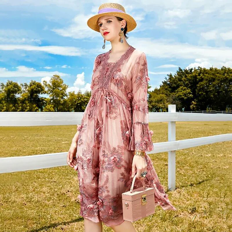

Silk Embroidery Vintage Style Dress Women's New Autumn V-Neck Butterfly Sleeve Mid-Length Loose Dress M-2XL