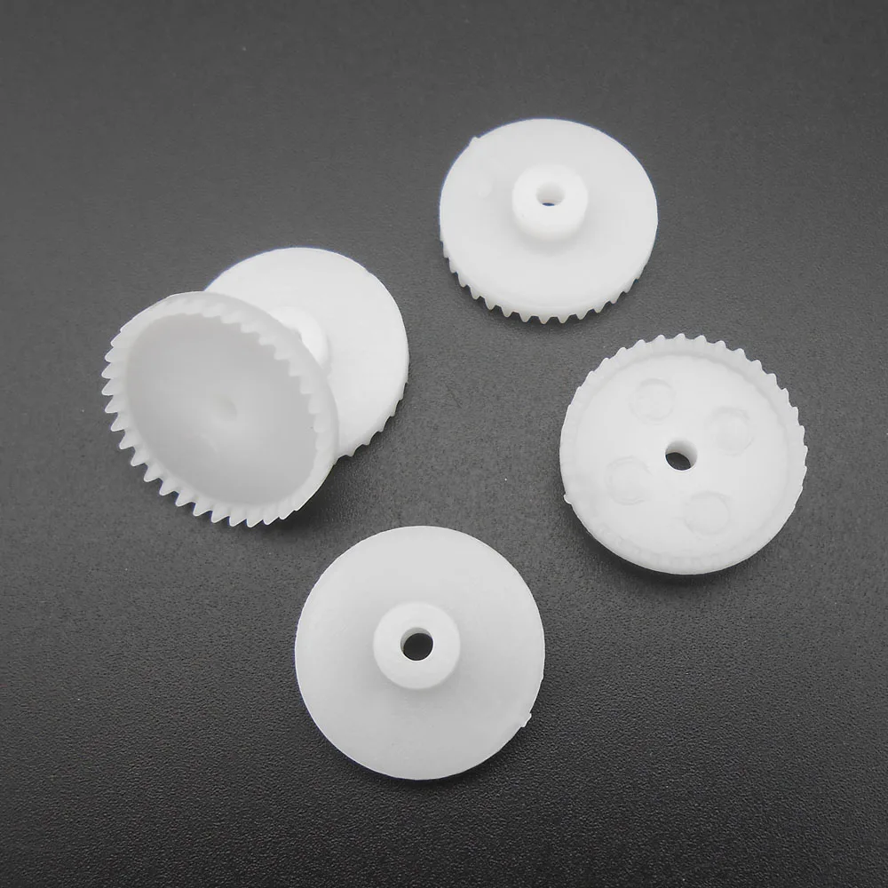 50Pcs 0.5M 36T Plastic Crown Gear 0.5 Modulus 36 Teeth Aperture 2.5mm 2.45mm Tight Distribution 5.4MM X 19MM Gears C362.5A T=36