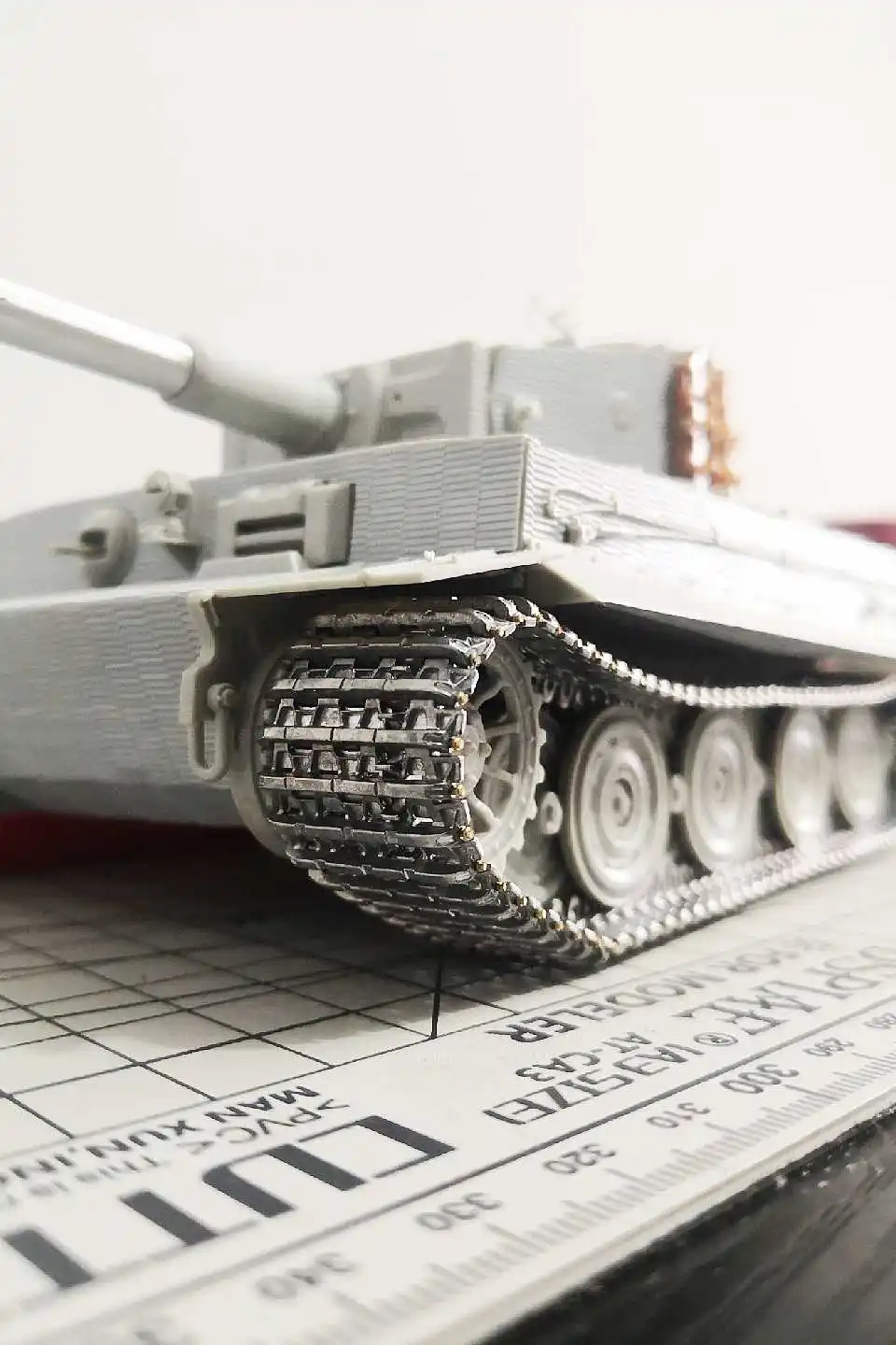 Maquette 35001-German PzKpfw the Separate Track Links 1/35 Plastic Kit 