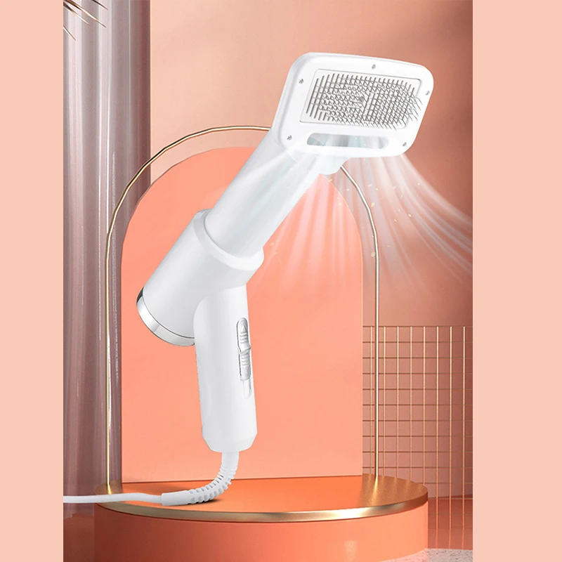 white AU plug