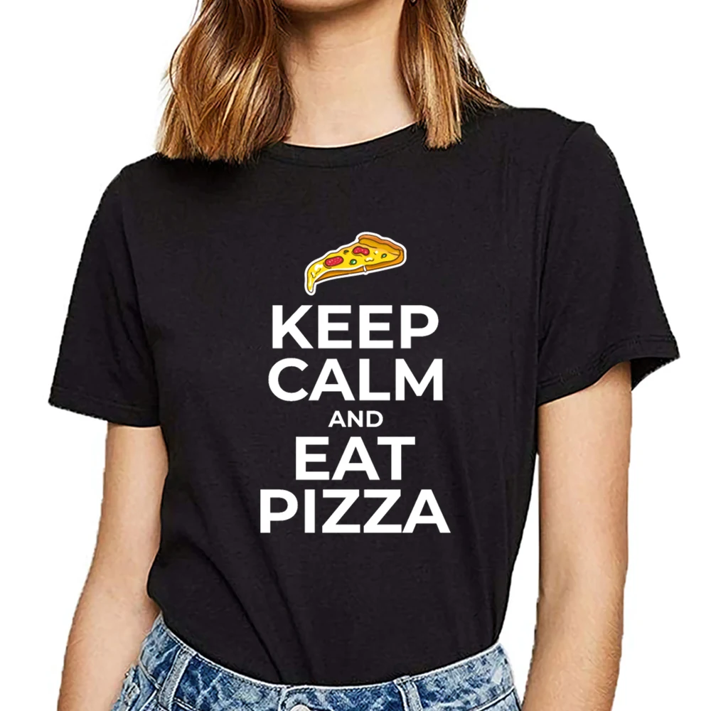 Женская Футболка keep calm and eat pizza повседневная черная короткая женская футболка |