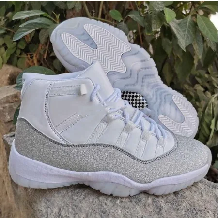 

2020 Released Air Authentic 11 White Metallic Silver WMNS Retro Vast Grey 11S Real Carbon Fiber Women Basketball Shoe