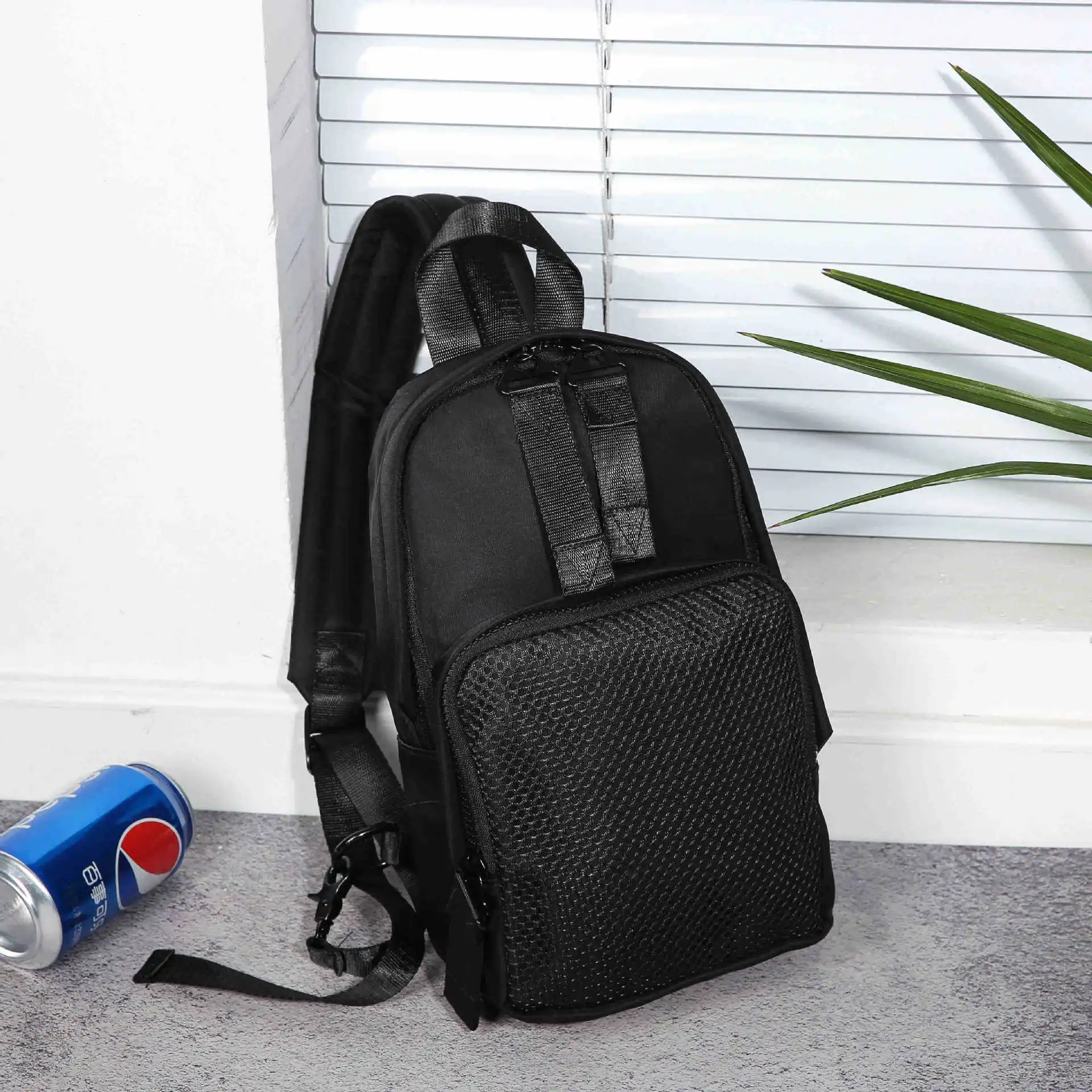 

Fashion Single Shoulder Bag New Sports Satchel Ipad Bag Street Youth Simple Korean Version Waterproof Small Chest Bag