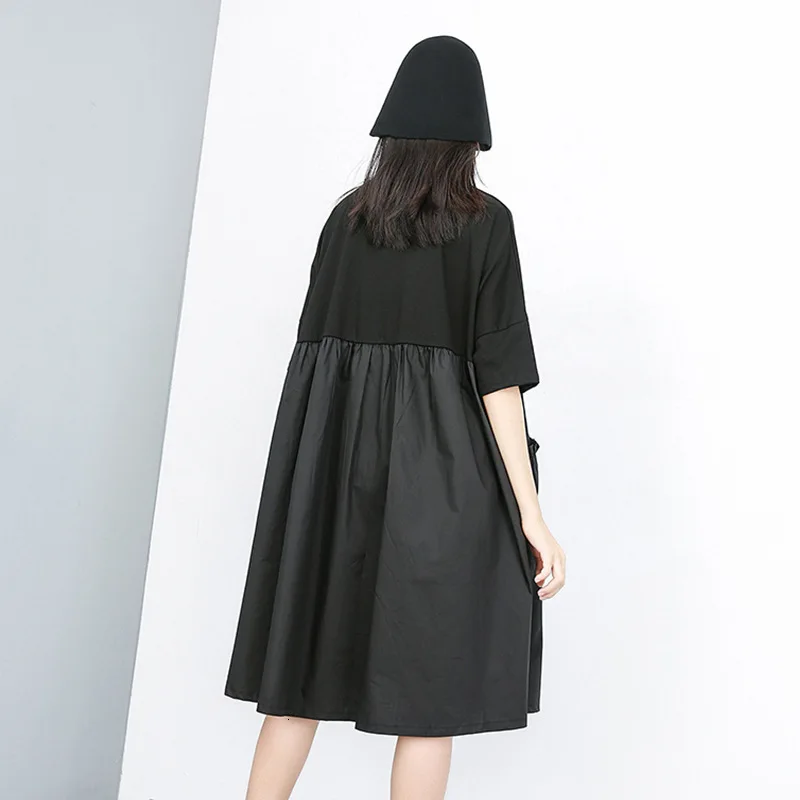 [EAM] Новое весенне-летнее черное Плиссированное свободное платье большого размера с круглым вырезом и коротким рукавом JT602