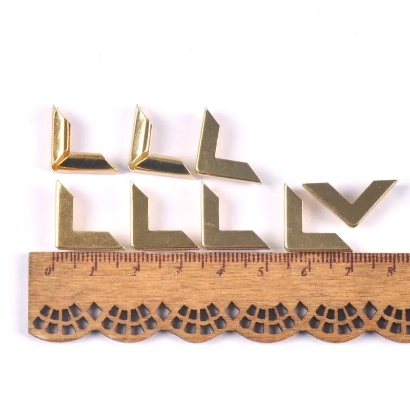 Description Picture 6 of itemSilver/Golden/Bronze Metal Corners For Books Scrapbooking Photo Albums Menus Corner Protectors Crafts DIY 16x16x3mm 50pcs