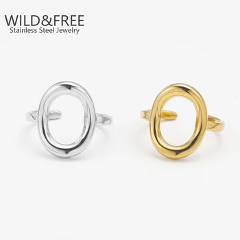 Anelli in acciaio inossidabile alla moda placcati in oro per le donne Anelli rotondi scavati stile semplice Gioielli per feste Anello aperto regolabile per dito