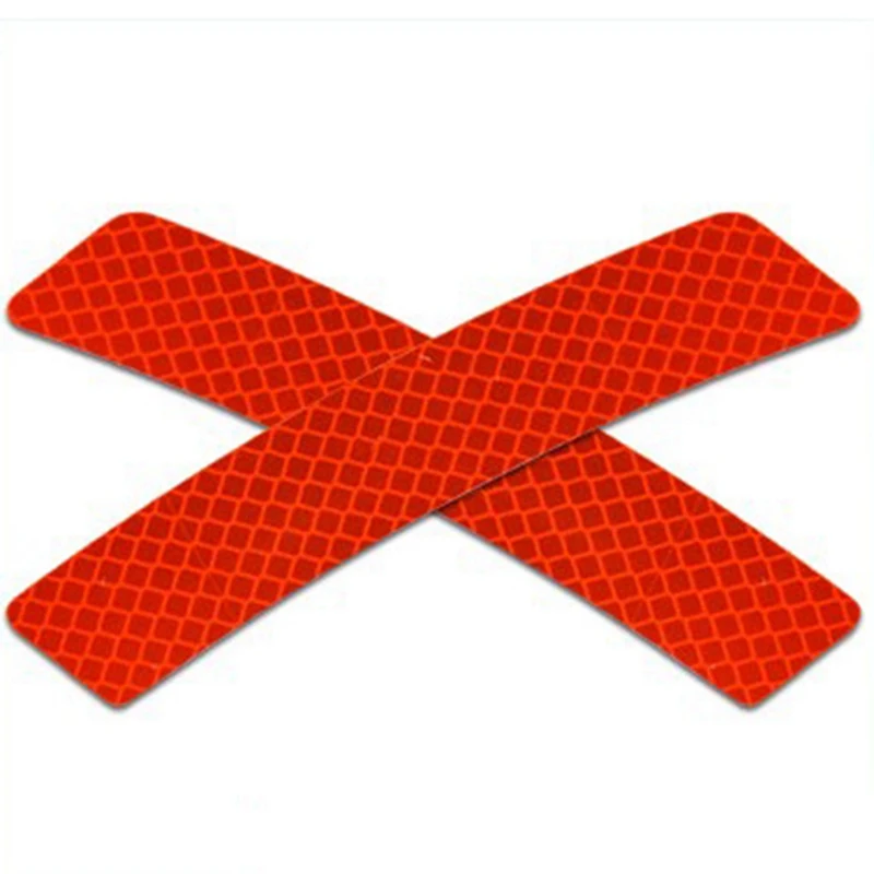 2Pcs Auto Car Stickers Wheel Rim Eyebrow Reflective Warning Strip Safety Warning Light Reflector Protective Mark Accessories - Цвет: RD