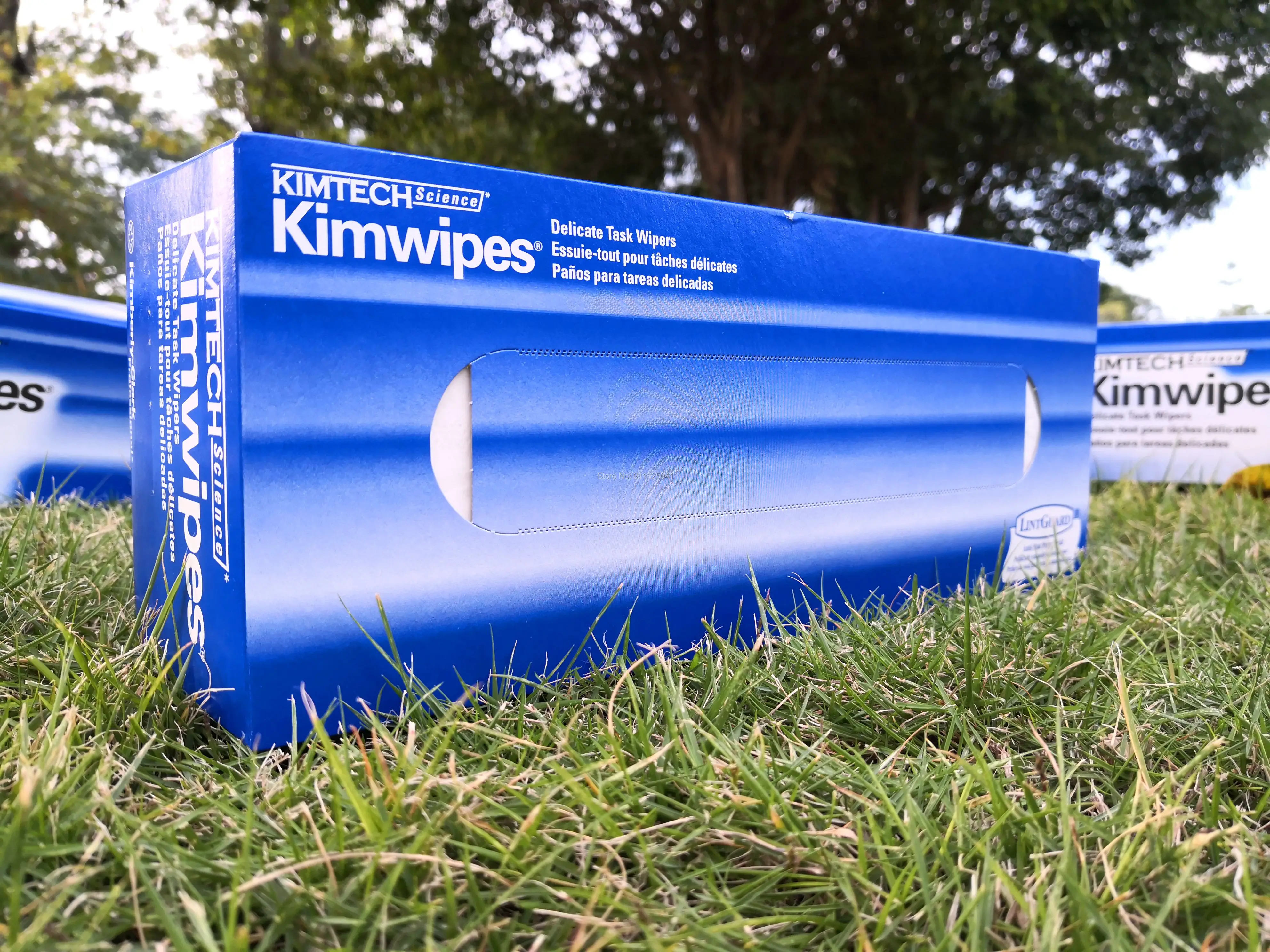 Kimwipes Lens Cleaning Wipers, 30x30cm, Two-Layer Dust-Free Industrial Lens Paper, 1 Box Description Image.This Product Can Be Found With The Tag Names Computer cleaners, Computer Office, Delicate task wipers
