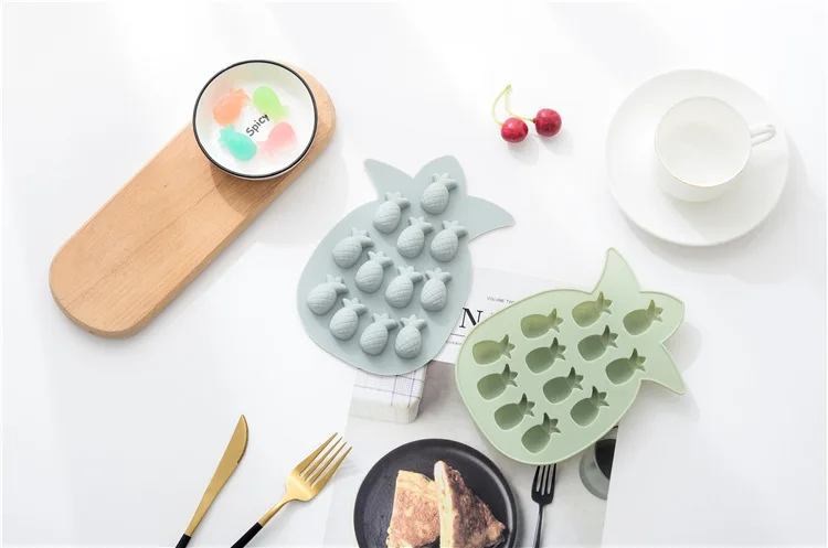 11116170582_1937176052