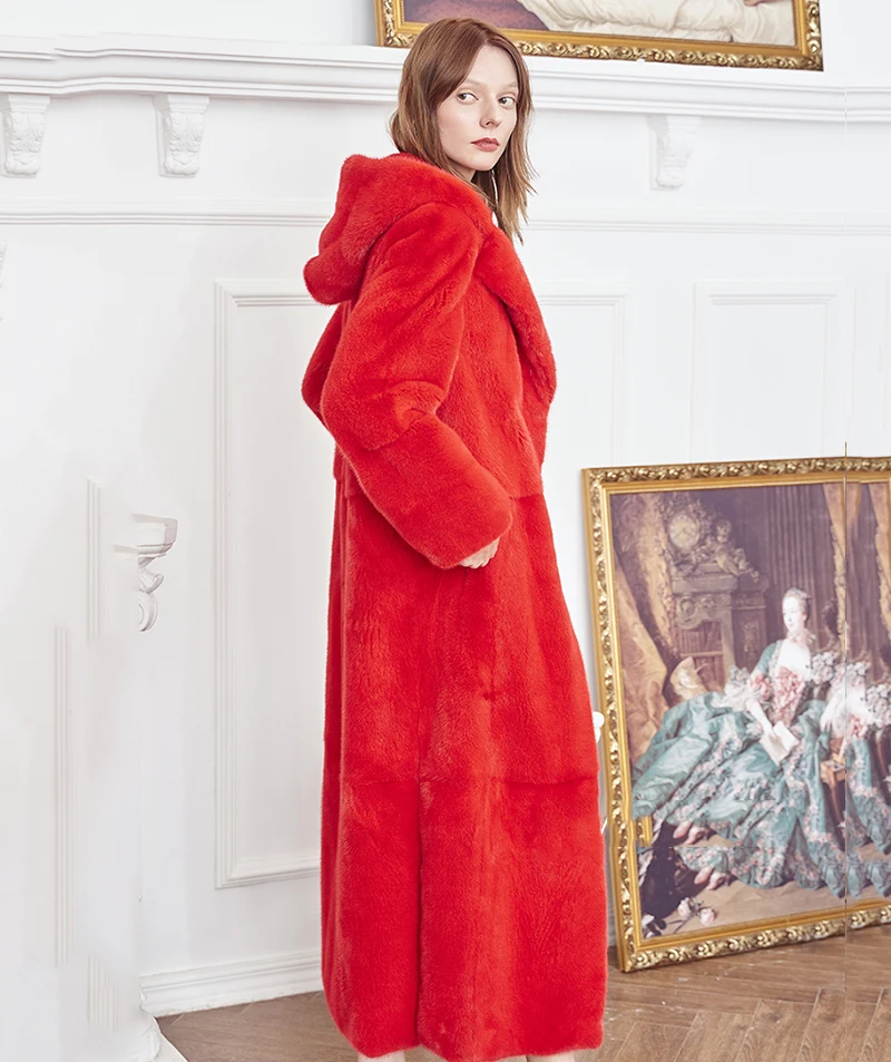 Ftangaiur2019 Winter Import Velvet Mink Fur Coat With Fur Hood Pure Red Color Mink Coats Women's Medium Loss Real Mink Fur Coats