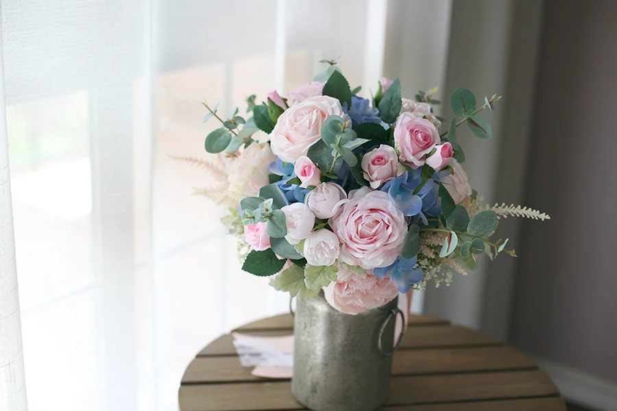JaneVini элегантный розовый и синий цветок свадебный букет Искусственные романтические шелковые розы Открытый Свадебные букеты свадебные аксессуары