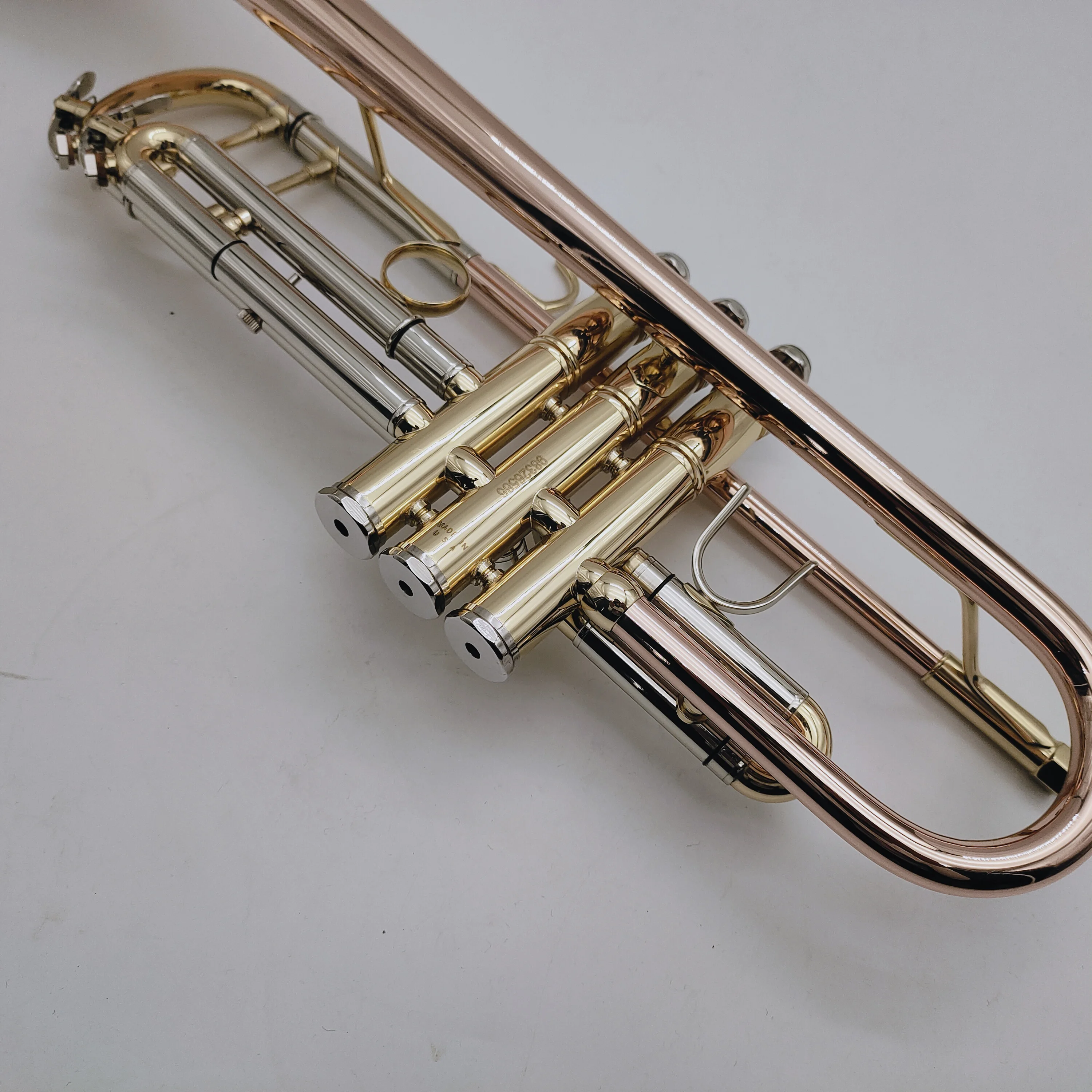 Hot Selling Brand Bach LT180S-39 Trumpet Bb Brass Musical instrument Professional with Case Accessories