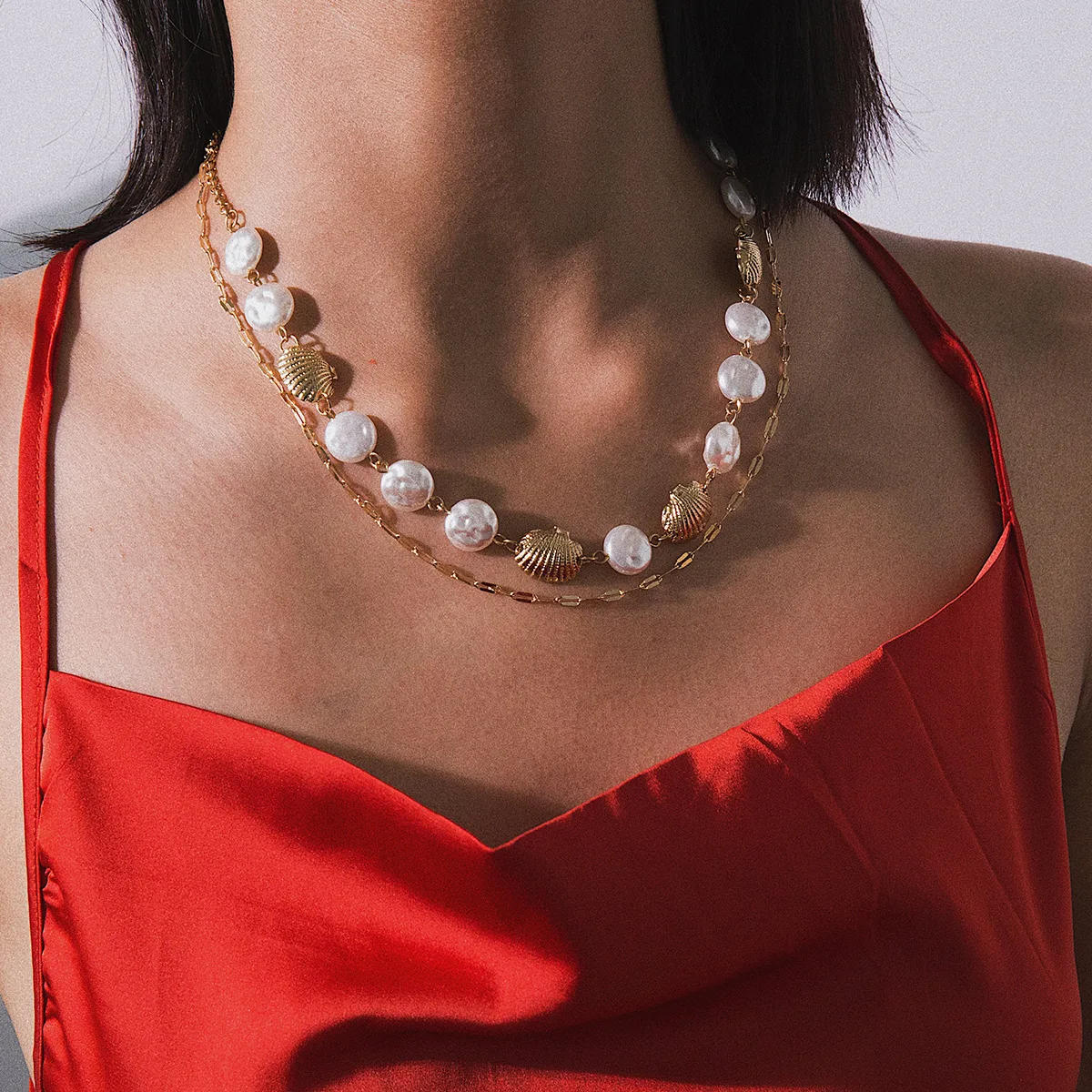 

2019 Gold Chain metal Shell Round Pearl Bead Choker Neckalce Fashion Women Luxury Chocker Jewelry Accessary