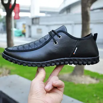 

Autumn men's shoes Korean version of the trend of men's business shoes non-slip sports shoes breathable deodorant shoes