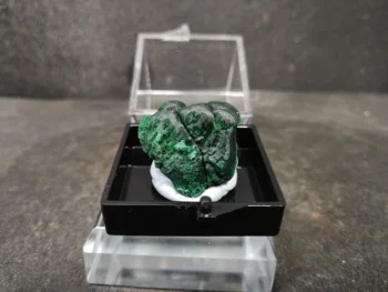 

14.2gNatural malachite, crystal mineral specimen