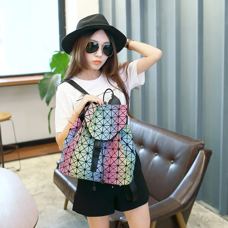 

Beach Bag Chaos Triangle Backpack 2019 Summer Dongdaemun Gradient WOMEN'S Bag Wechat Business Colorful Backpack