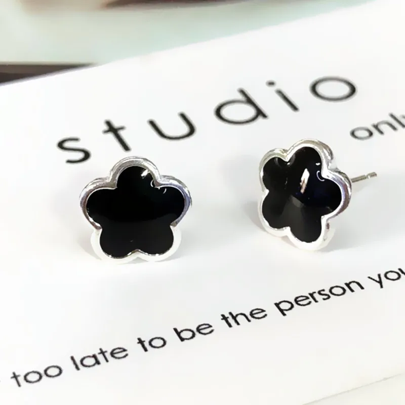 YIZIZAI Stud Earrings For Women Black Flower Earring Wedding Jewelry Mujer Moda Friendship Gifts Party Korean Style