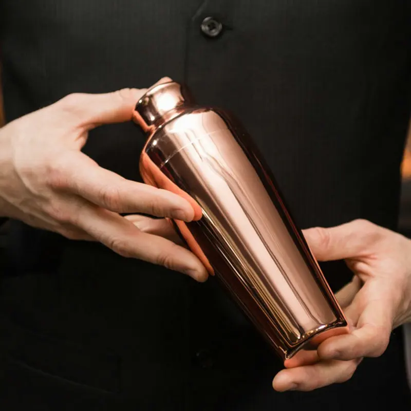 550ml Calabrese Bar Cocktail Shaker Stainless Steel Bottle Cocktail Shaker Essential Barware Bar Tool for Bartender Drink Party cocktail shaker