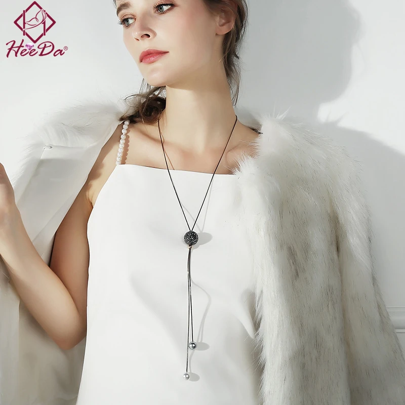 Цепочка Женская длинная с жемчужным помпоном |