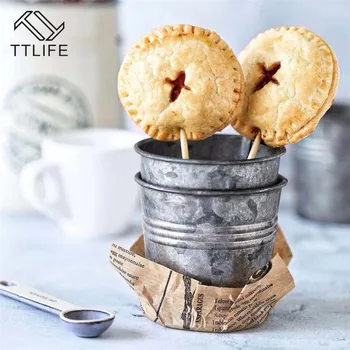 

Retro Coffee Mugs Drinkware Vintage English Printing Wrought Iron Flower Bucket Old Handle Cup Food Fruit Cup Home Kitchen Decor