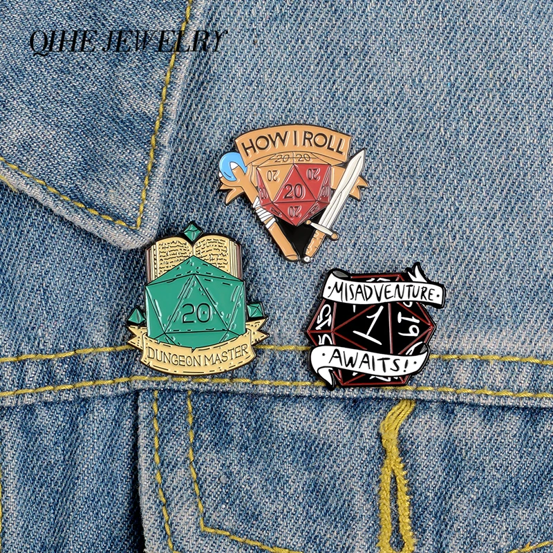 

QIHE JEWELRY D&D Game Master pins 20 Gem "HOW I ROLL" Lapel pins Brooches Badges Denim Clothes Bags pins Gift for Game fans