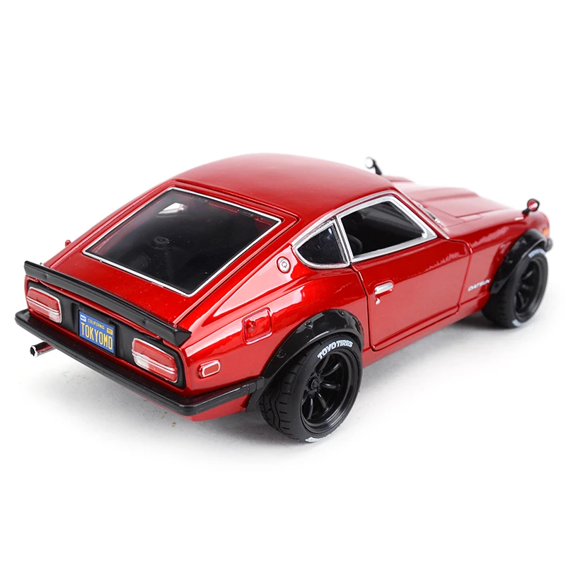 Maisto 1:18 1971 Datsun 240Z Static Die Cast Vehicles Collectible Model Car Toys