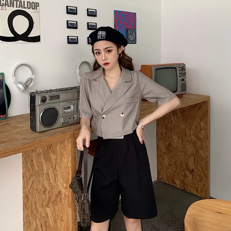 

YOSO Leisure Suit Female Summer Fashion Goods Europe Niche Goddess Temperament Short Paragraph Suit Jacket Collar Waist Korean
