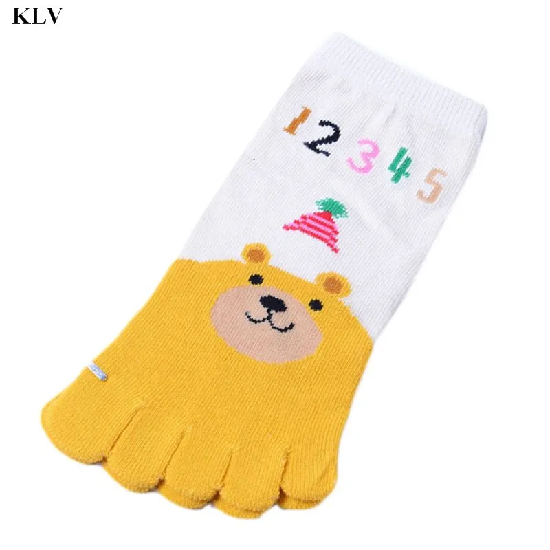 Yellow KLV/Новое детское нижнее белье с рисунком из мультфильма трусы-5-носки хлопчатобумажные От 3 до 12 лет, изящные носки для мальчиков и девочек Детские Разделение носок детские носки рождественские подарки - Цвет: Yellow