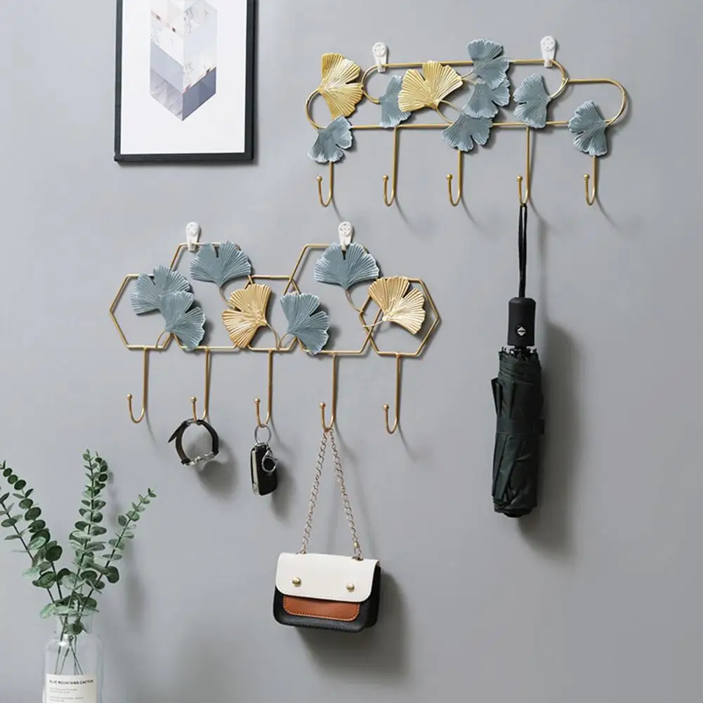 Excellent Ginkgo Leaf Shape Background Ornament Coat Hanger Home