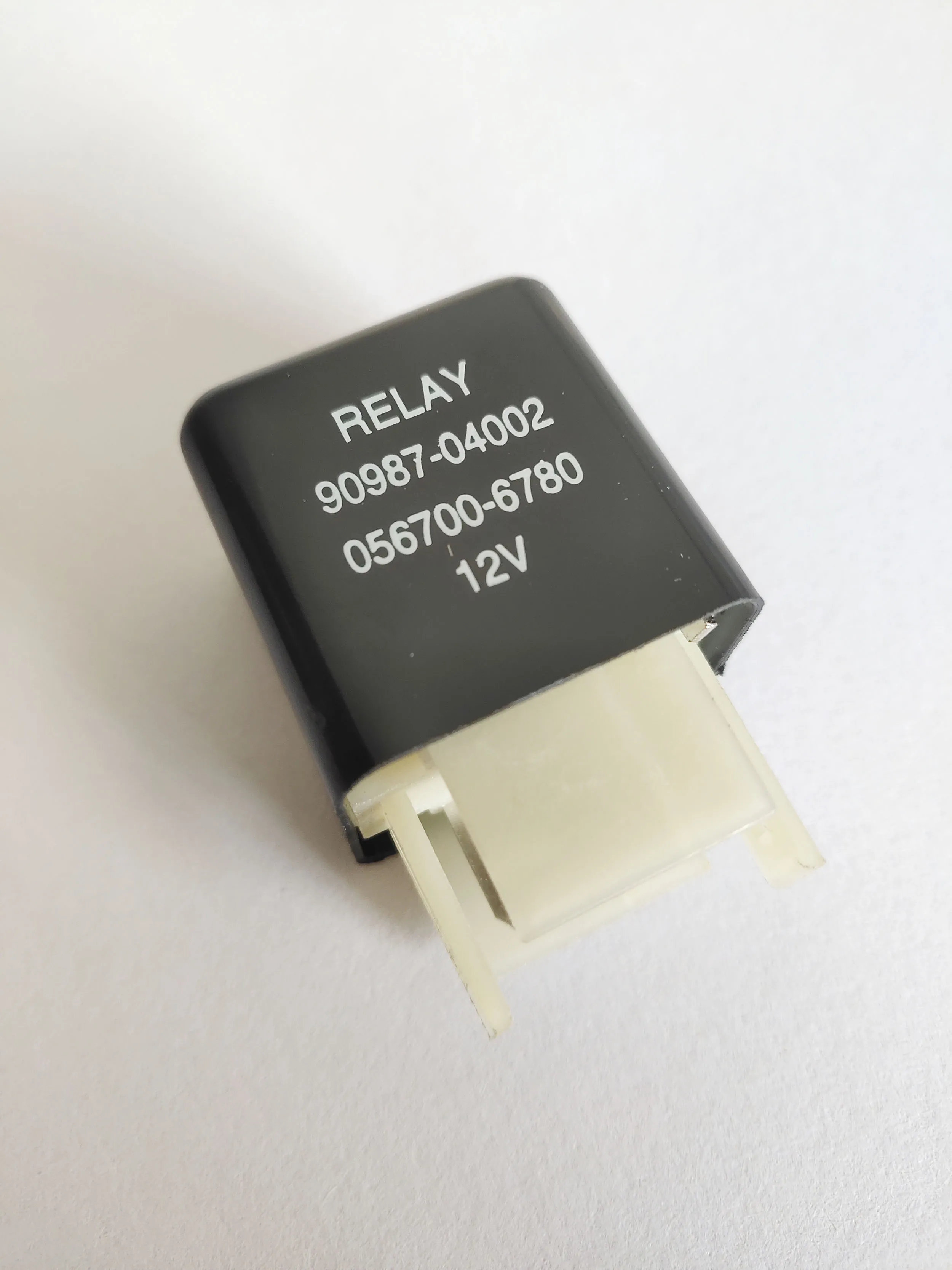 Реле радиатора. Ssr-40 da с радиатором. Реле радиатора nissan 9216в2. Реле радиатора. Реле радиаторов плаунч вояджер.