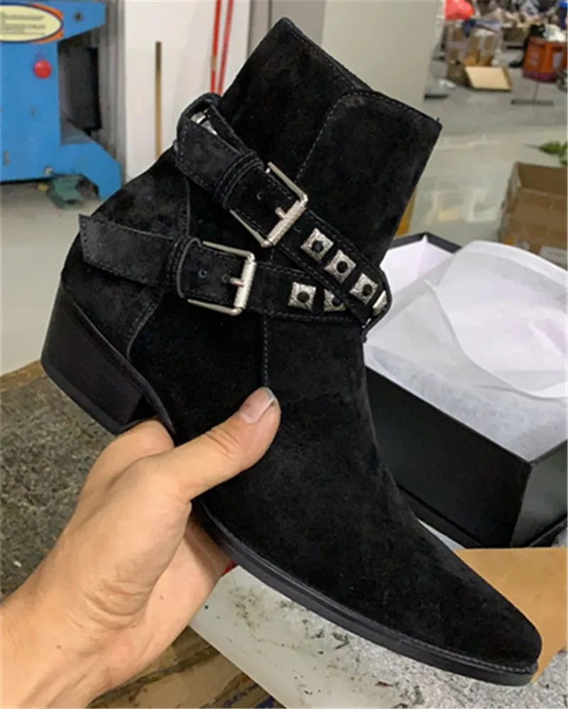 

2020 New High End Luxury handmade Wedge pionted toe noble rivets Buckle Strap Leather men Boots