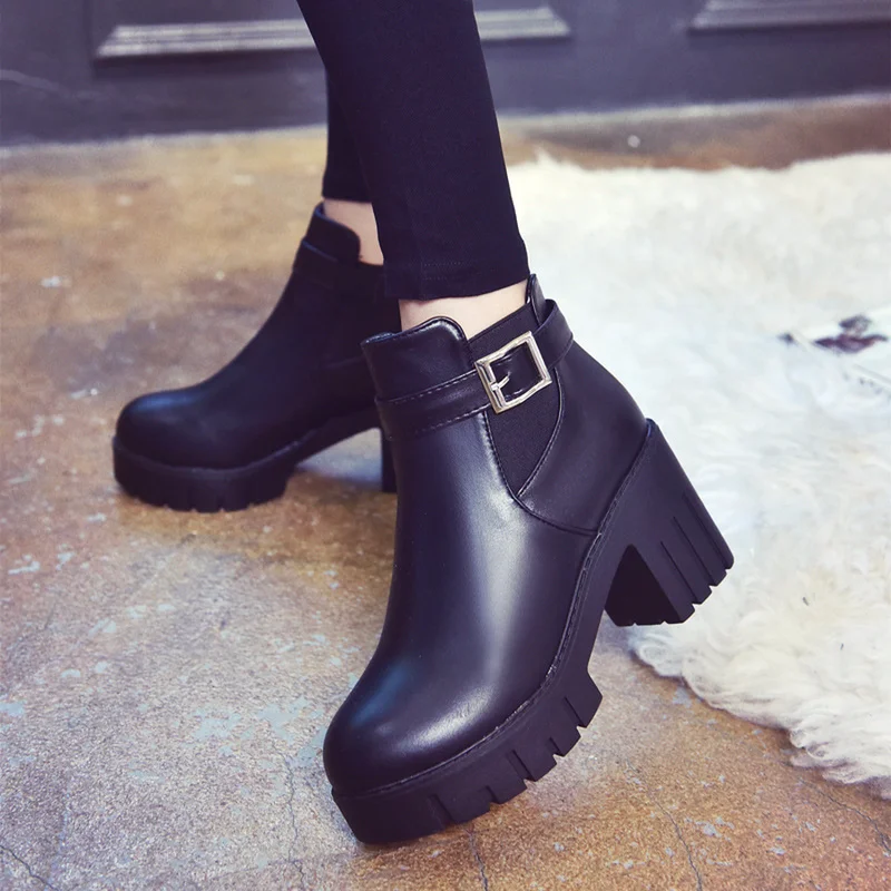 Dwayne 2018 New Autumn Winter Women Boots Suede Female Side Zipper Martin Boots Vintage Fashion Ankle Boots Free Shipping