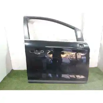 

1712678 DOOR FRONT RIGHT FORD KUGA (CBV)