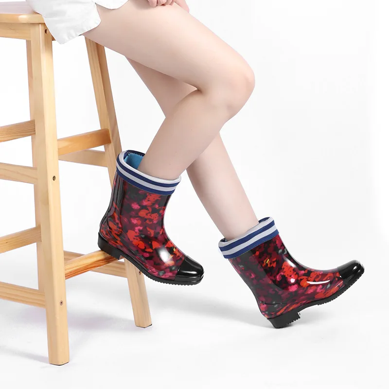 

New Fashion Leopard Print Adult Rain Boots Anti-slip Waterproof Warm Boots Ladies Printed Tube Water Shoes Rubber Shoes