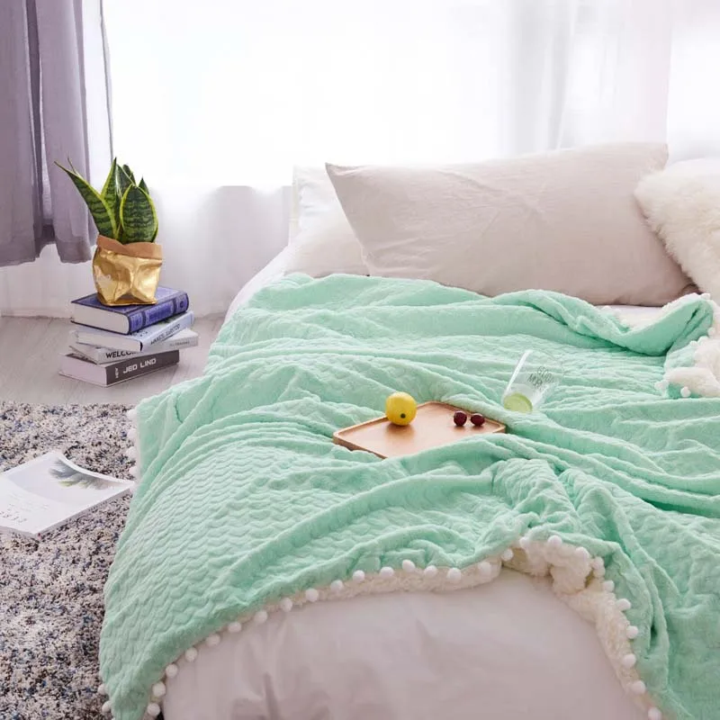 Двухслойное теплое зимнее одеяло норковые кашемировые шары покрывало офисное покрывало спальное одеяло детское стеганое одеяло - Цвет: green