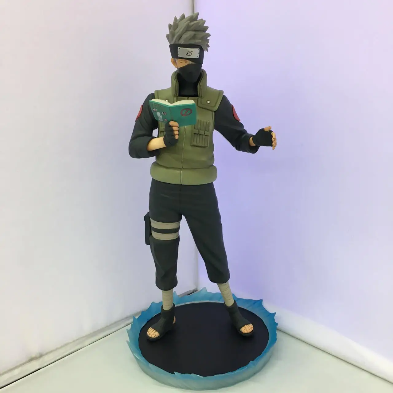 

Anime Naruto Shippuden Hatake Kakashi Rachel Write round Eyes Boxed Crane Machine Garage Kit