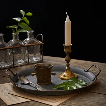 

Retro Disc Iron Craft Storage Serving Tray Antique Metal Round Tray Vintage Storage Bread Tray Home Decoration Garden Restaurant
