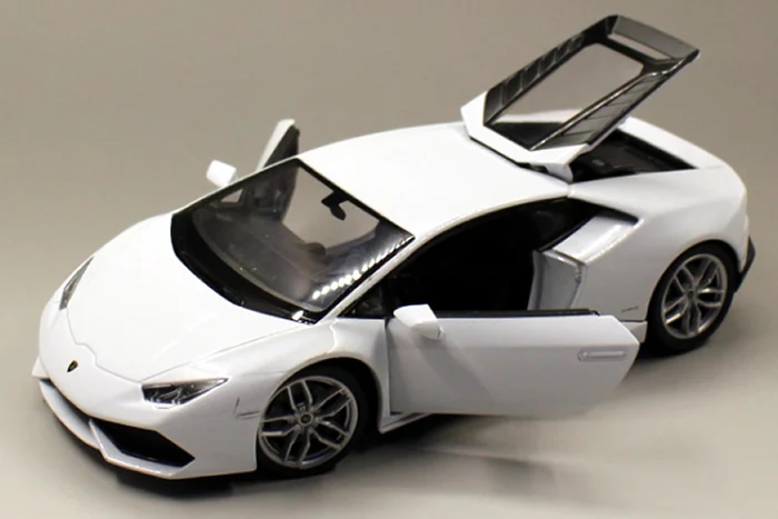 Welly 1/24 1:24 Lamborghini Huracan LP610-4 спортивный гоночный автомобиль Транспортное средство литье под давлением дисплей Модель игрушки на день рождения для детей мальчиков и девочек - Цвет: LP610-4  White