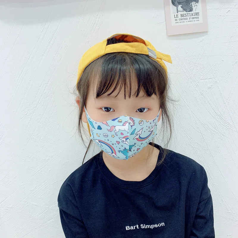 13844182558_1897471798