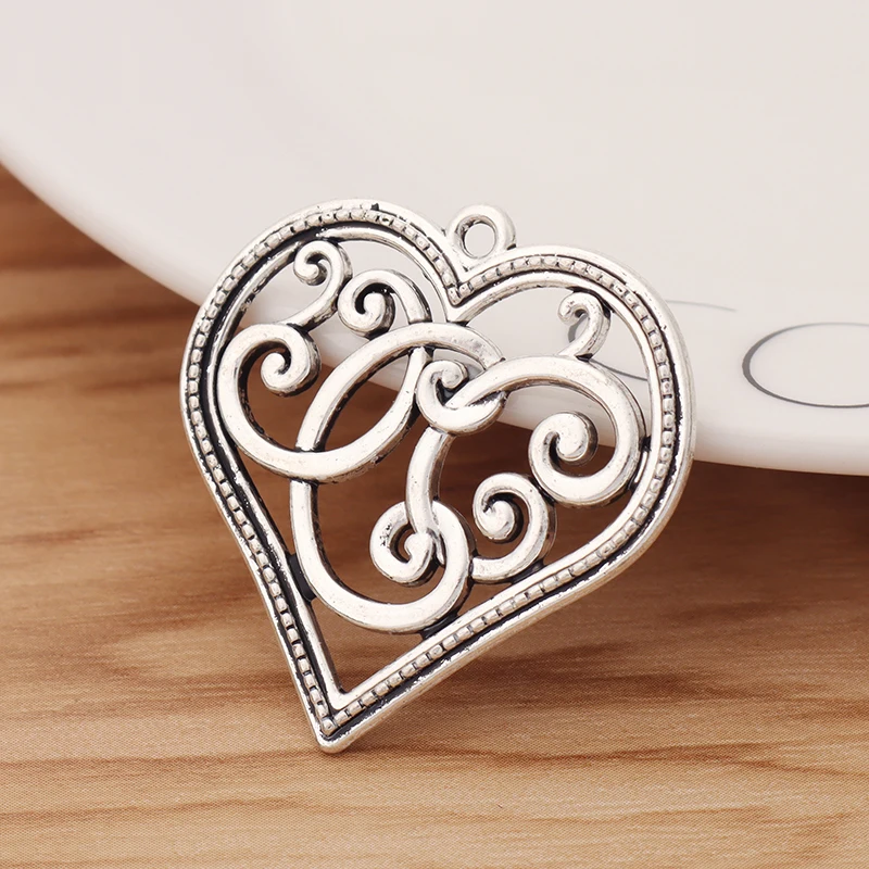 

5 Pieces Tibetan Silver Color Hollow Open Heart Charms Pendants for DIY Jewellery Making Findings Accessories 37x36mm